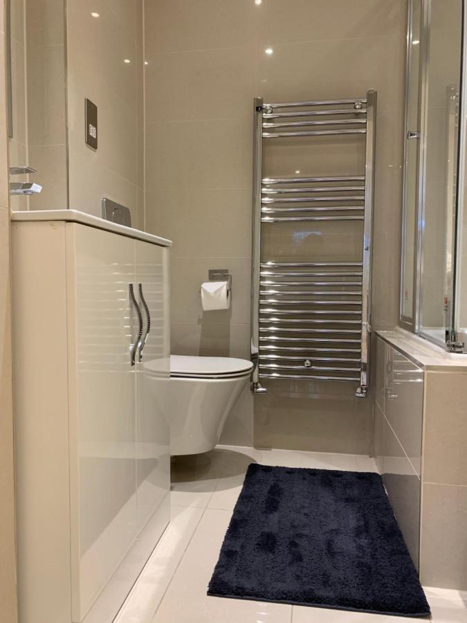 Chambre Familiale avec Salle de Bains Commune