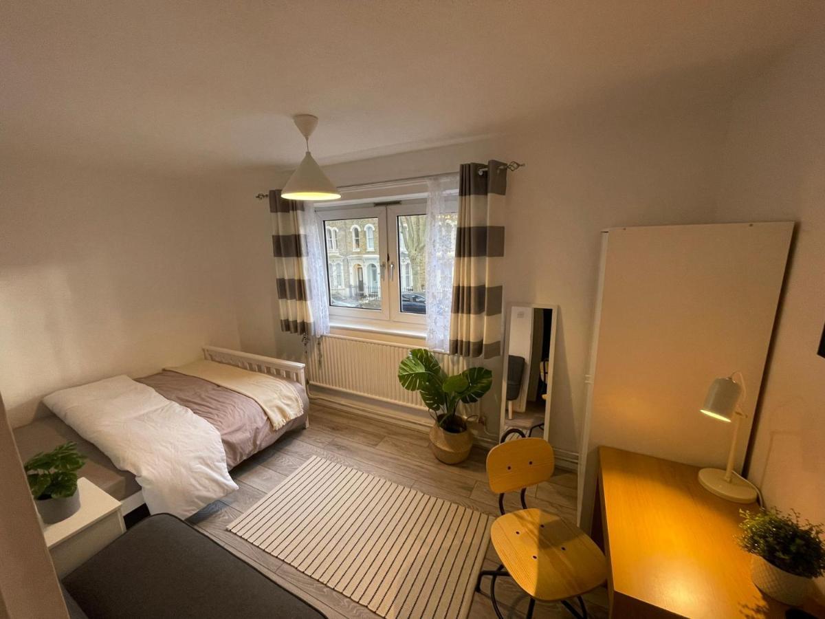Chambre Double Standard avec Salle de Bains Commune