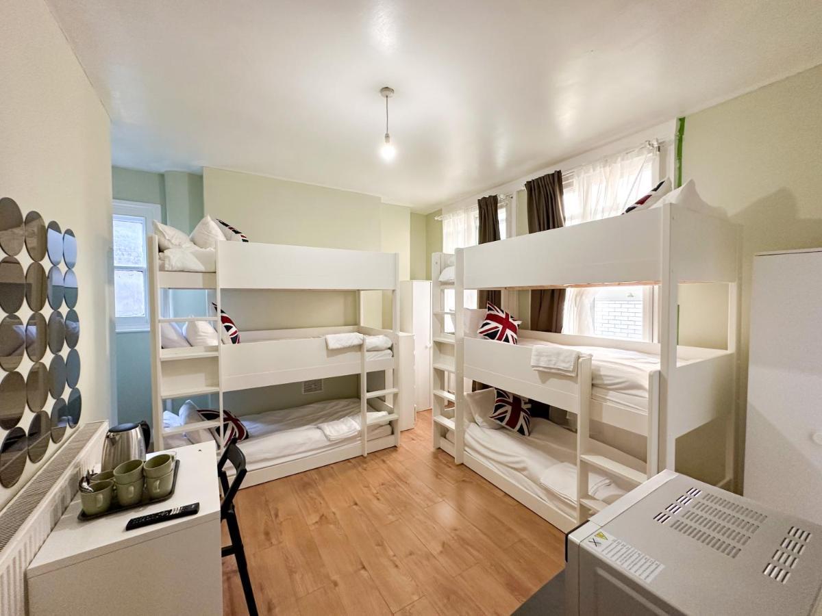 Chambre Familiale avec Salle de Bains Privative