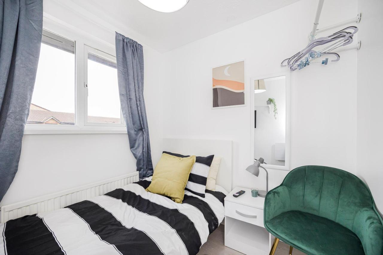 Chambre Simple avec Salle de Bains Commune
