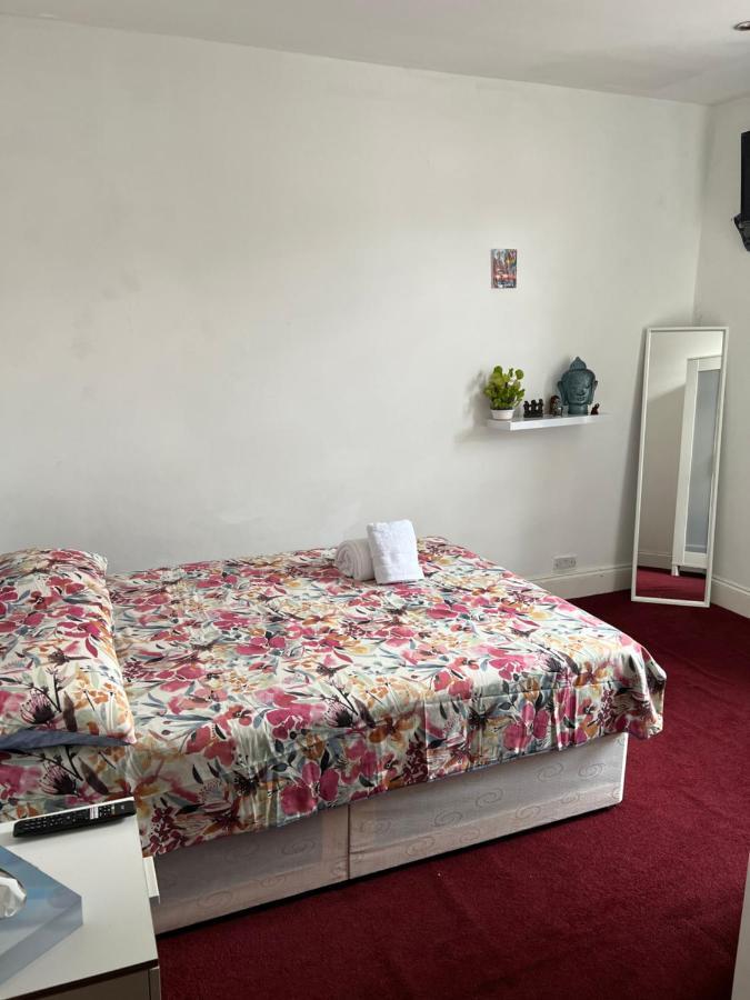 Double Room with Shared Bathroom