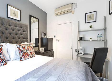 Double Room with Private Bathroom,1617478737:JPEG