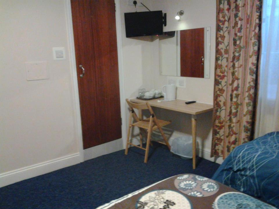 Chambre Familiale avec Salle de Bains Privative