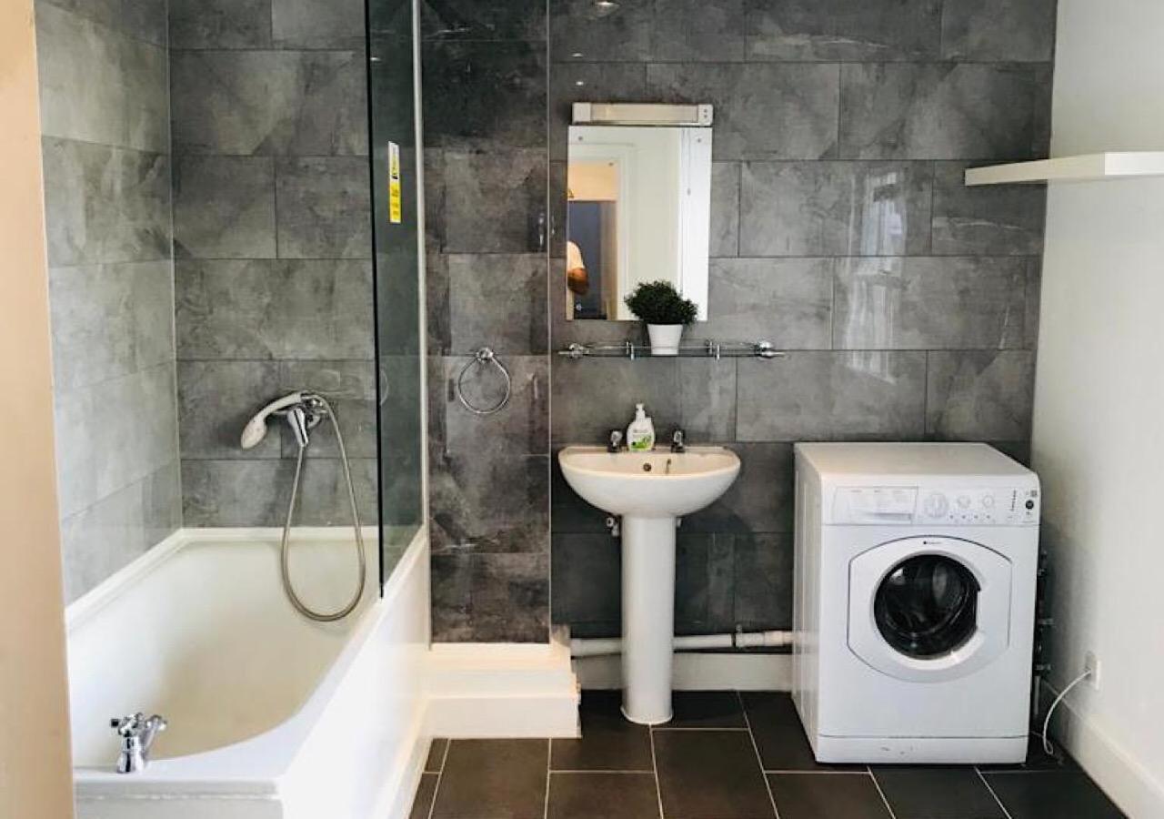 Chambre Double avec Salle de Bains Commune