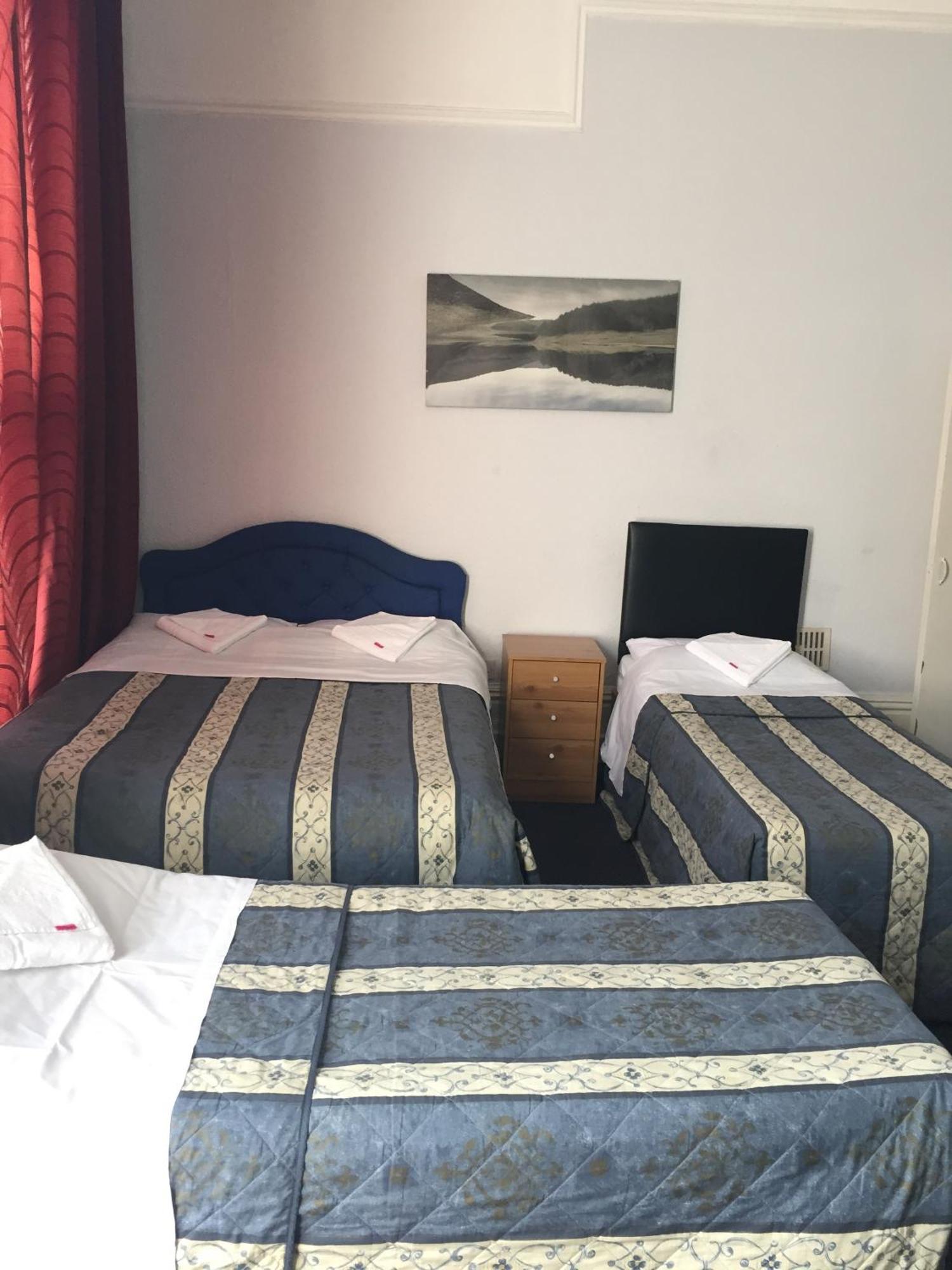 Chambre Familiale (5 Adultes) avec Salle de Bains Privative