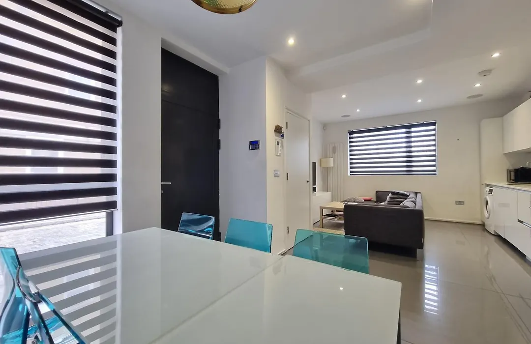Pristine Rooms In Central London-1
