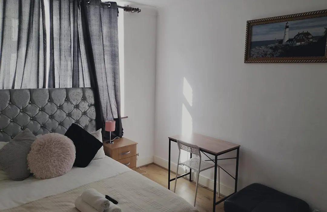 Victorian Woods Bnb-1
