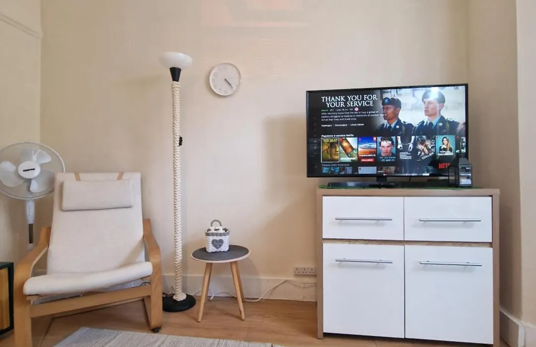 London Cozy Stay-1