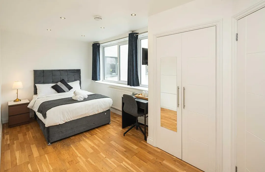 Se10 House-1