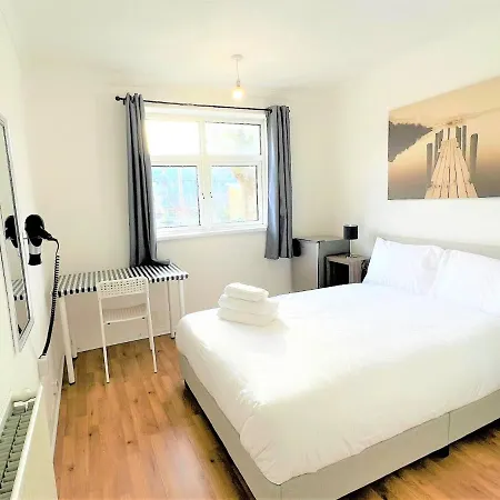 Stepney Green Comfy Double Bed Rooms 14-3