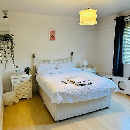 Cozy Guest House-2