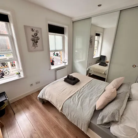2 Modern Double Rooms In The Heart Of Brick Lane-3