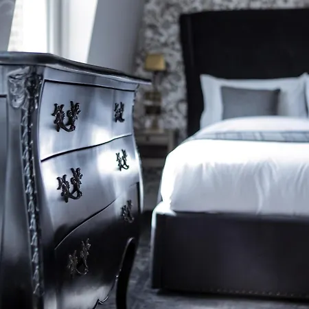 The Hayden Pub & Rooms-2