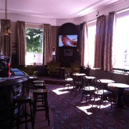 Forest Gate Hotel - Free Parking Limited Spaces-2