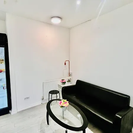 Y2 guest house-2