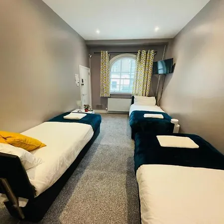 Eurostar Budget Rooms-2
